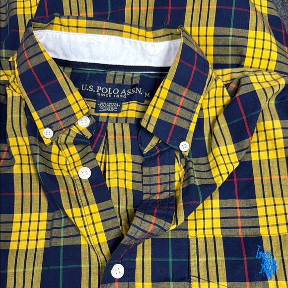 U.S. Polo Assn. Yellow and Blue Casual Button Down Shirt - Picture 4 of 5